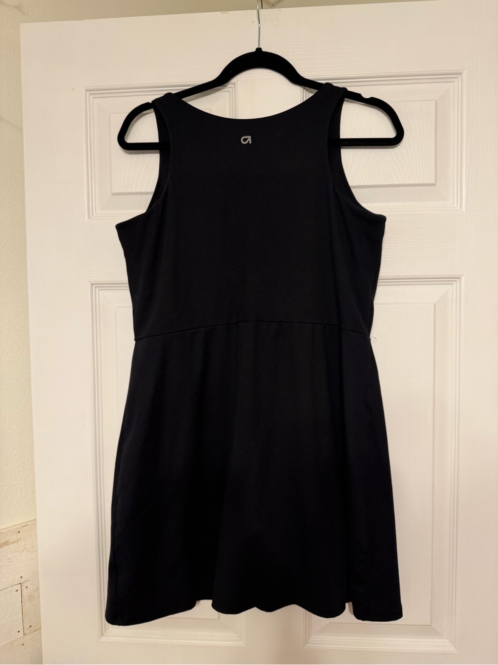 GAP Black Sleeveless V-Neck Mini Dress - Picture 4 of 7